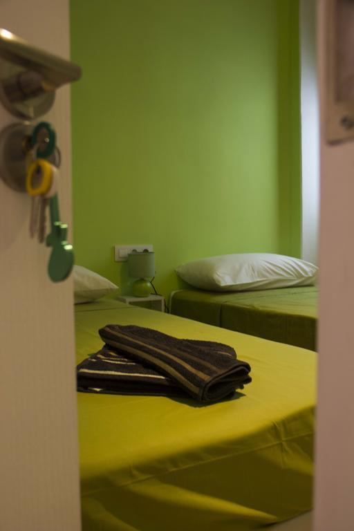 Colors Rooms Valencia Exterior photo