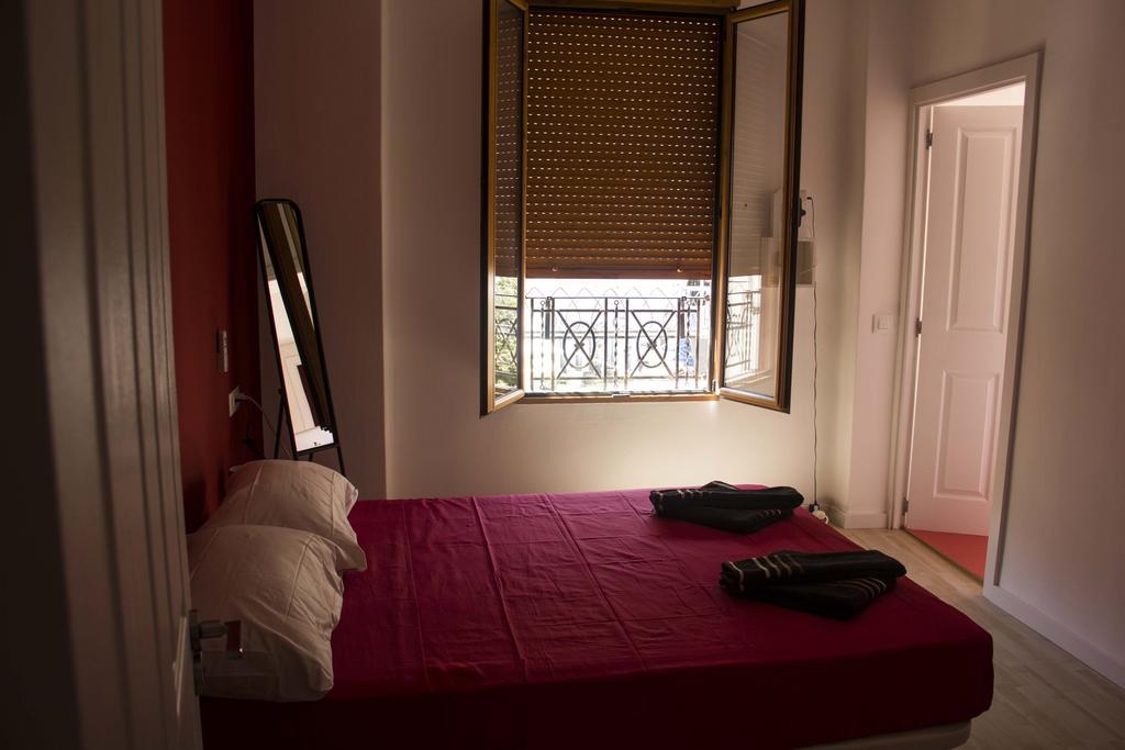 Colors Rooms Valencia Room photo